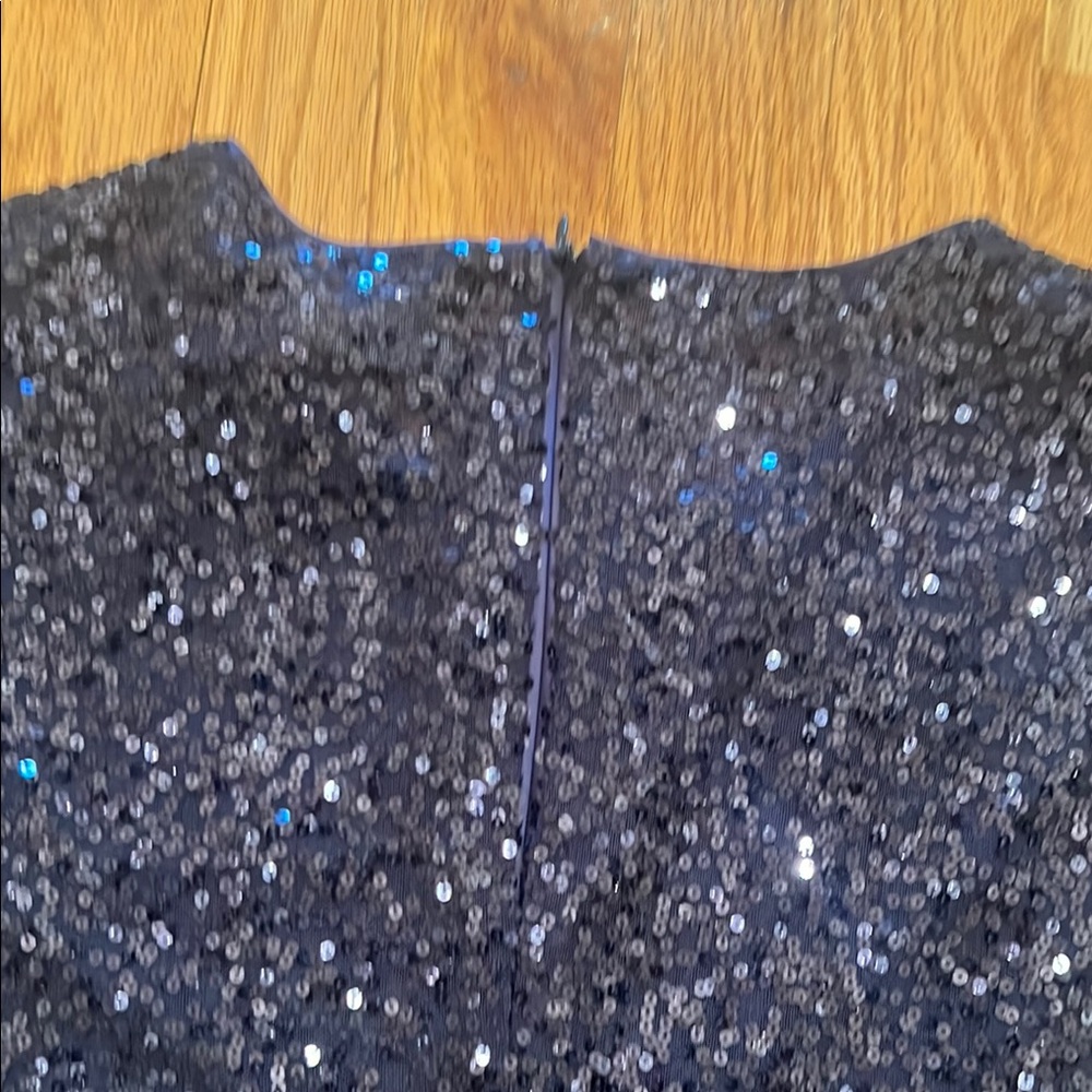 Eliza J Sequin Top - Picture 6 of 7